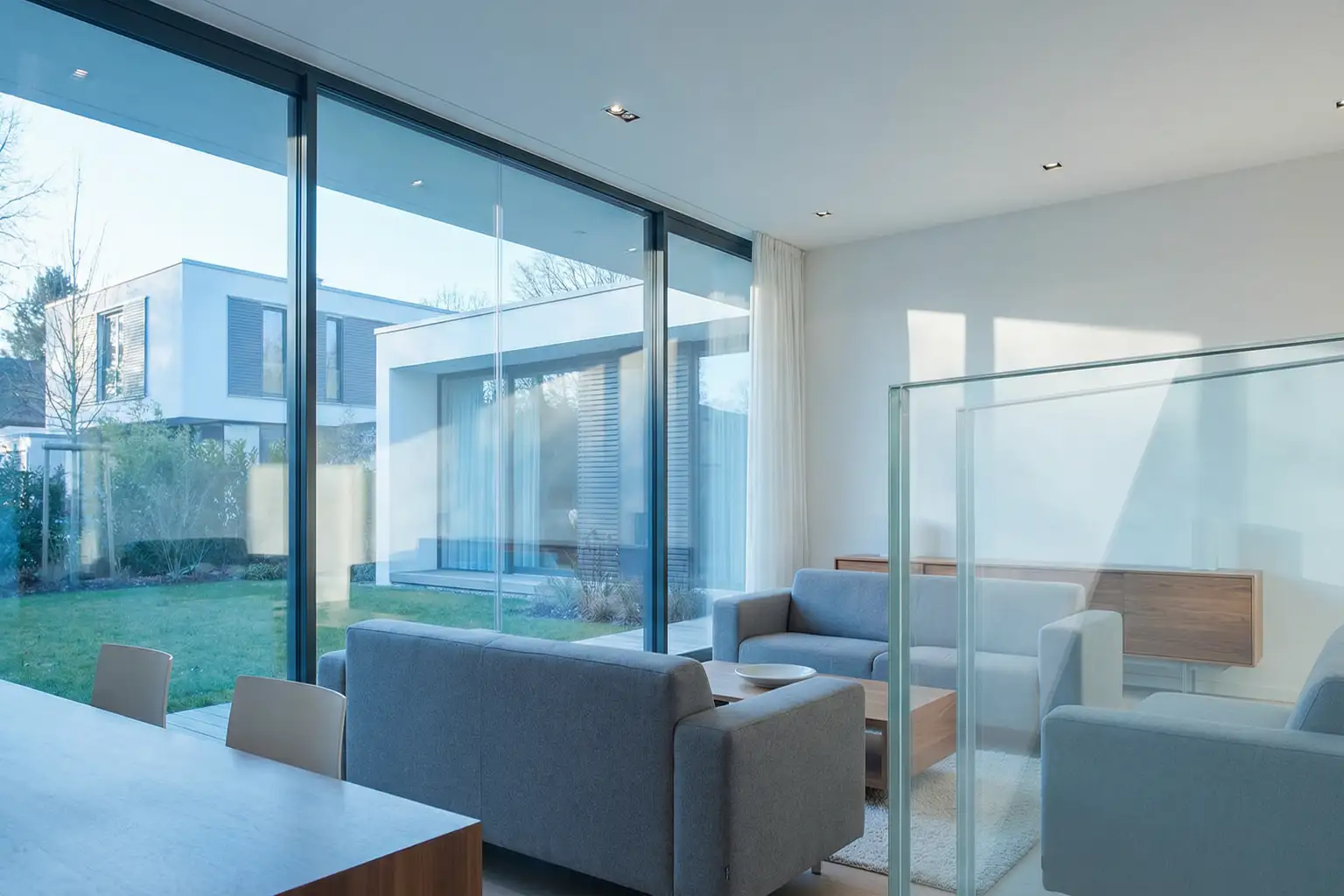 Panzerglasfolie Fenster-Beitragsbild